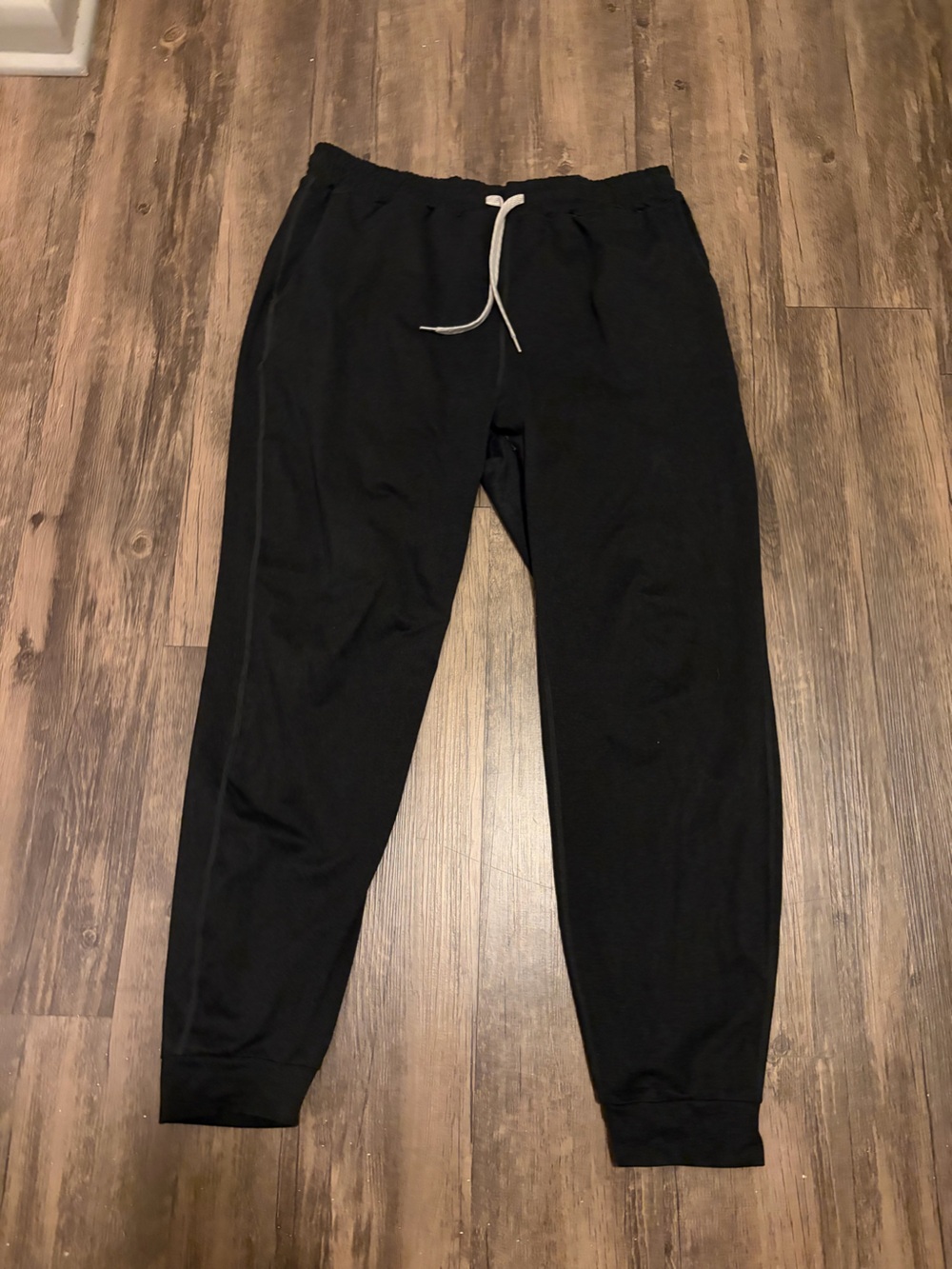Vuori Women's Performance Jogger Black Large